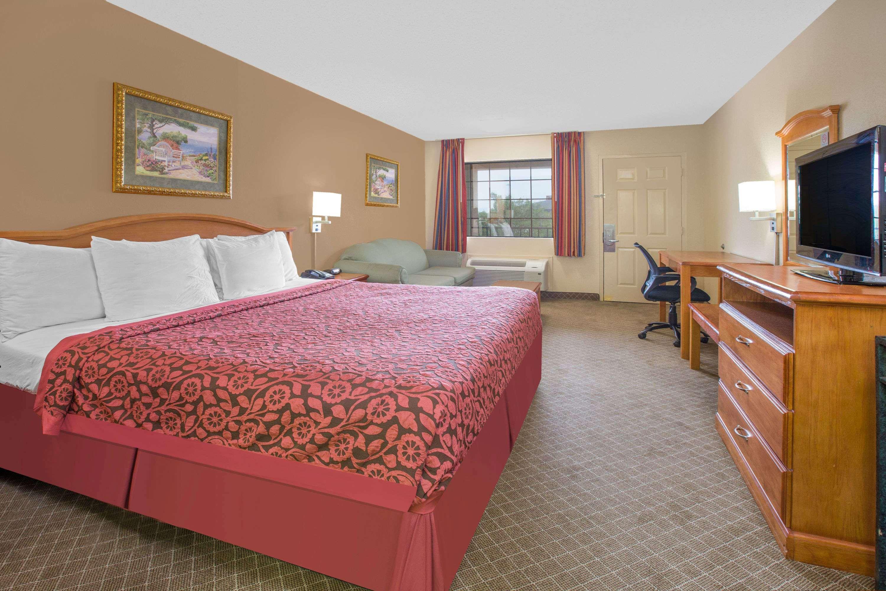 Days Inn By Wyndham Ruston La Dış mekan fotoğraf