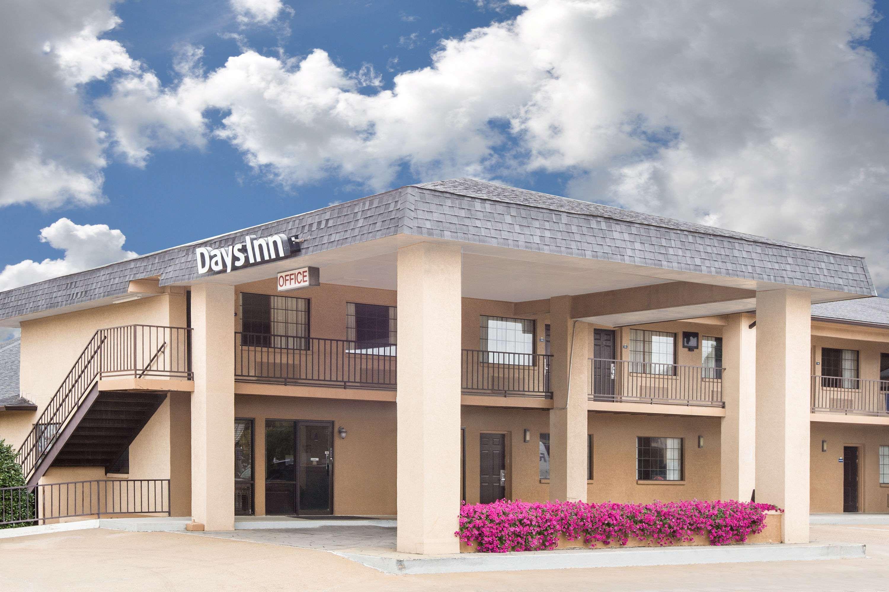 Days Inn By Wyndham Ruston La Dış mekan fotoğraf