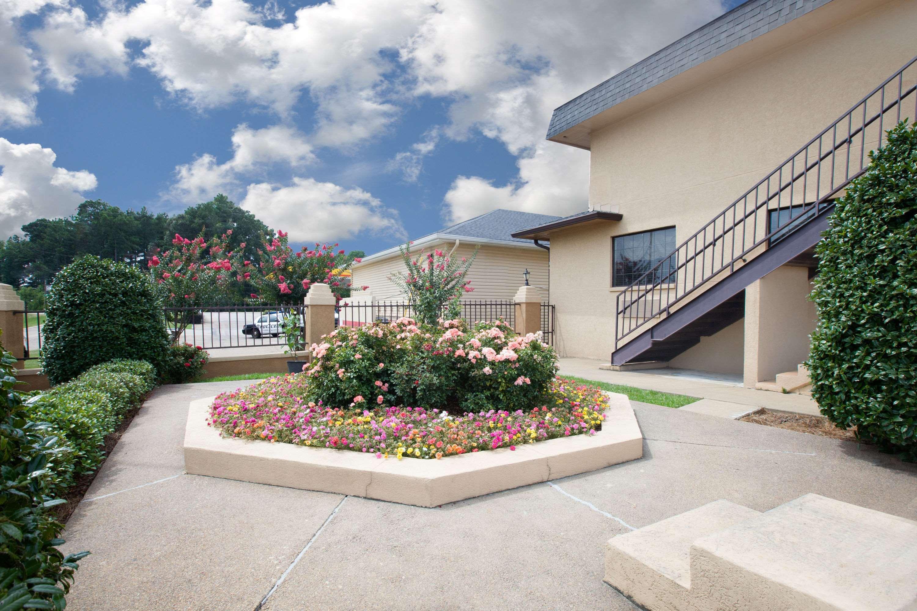 Days Inn By Wyndham Ruston La Dış mekan fotoğraf